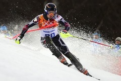 Kalnu slēpotājam Onskulim slalomā 27.vieta