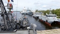 Foto: Kara flotes svinībās Rīgas ostā cilvēki var tuvumā apskatīt Latvijas un sabiedroto valstu kuģus