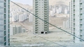 Baisas fotogrāfijas atklāj, kā Irānas "paradīzes pilsēta" pārtapusi par spokainu vietu tuksneša vidū
