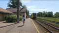 VIDEO ⟩ Vilciens stāv, pasažieri neziņā. Salaspilieši neapmierināti ar "Pasažieru vilciena" komunikāciju