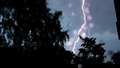 Trešdien iespējama vētra. Sinoptiķi brīdina par bīstamu pērkona negaisu