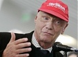 Lauda: "FIA sodīs "Ferrari" par komandas taktiku"