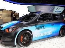 "Hyundai" komanda prezentē uzlabotu WRC auto