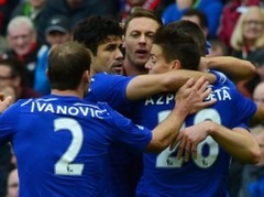 Aizraujošā cīņā "Chelsea" atkal viesos pārspēj "Liverpool"