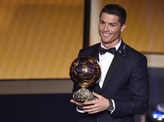 FIFA "Ballon d'Or" otro gadu pēc kārtas izcīna Ronaldu