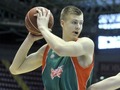 Kristaps Porziņģis izlido uz Ņujorku