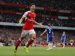 ''Arsenal'' iesit trīs vārtus puslaikā un grauj ''Chelsea''