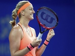 Kvitova ar graujošu finišu otro reizi triumfē Uhaņā