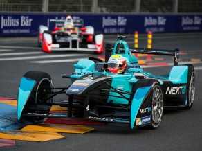 Rosbergs interesējas par Formula E sacīkstēm, Masa testēs "Jaguar"