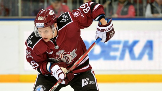 Video: KHL nedēļas vārtu guvumos arī rīdzinieks Toluzakovs
