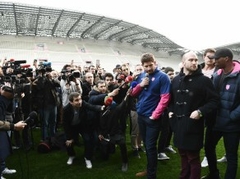 “Stade Francais” regbisti piesaka streiku