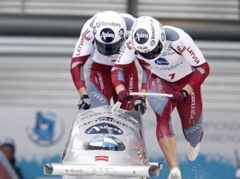 Bobsleja federācija uz testiem aicina stūmējus