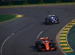 "Sauber" tiek pie "Honda" dzinējiem un "McLaren" ātrumkārbām