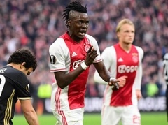 "Ajax" izcilā pirmajā EL pusfināla spēlē sarauj gabalos "Lyon"