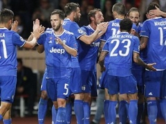 "Juventus" neitralizē "Monaco" uzbrukumu un uzvar pirmajā spēlē