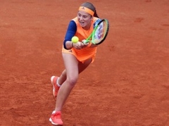 Ostapenko Romā zaudē dubultspēļu turnīra 1. kārtā