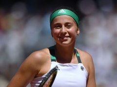 Ostapenko uzvar pirmajā spēlē "Grand Slam" čempiones statusā