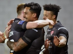 "St Helens" pārspēj "Hull KR" un saglabā līderpozīcijas