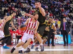 Strēlniekam teicams puslaiks, "Olympiacos" pagarinājumā zaudē "Žalgirim"