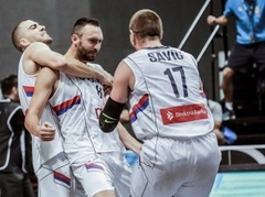 Pasaules kausu 3x3 basketbolā izcīna Serbija un Itālija