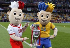 Anatolija Kreipāna EURO 2012 simboliskā izlasē pārbaudītas vērtības