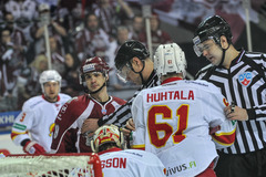 FOTO: Rīgas Dinamo ar piekto mēģinājumu beidzot pārspēj Helsinku Jokerit