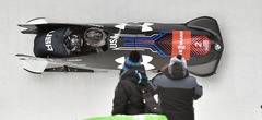 Amerikāņu bobslejiste Mejersa-Teilore uzvar arī trešajā Pasaules kausa posmā