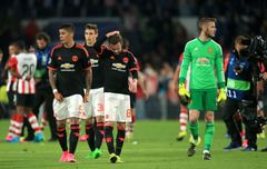 UEFA Čempionu līga: Abiem Mančestras klubiem negaidīti zaudējumi