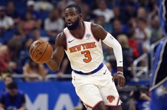 «Knicks» izcīna pirmo uzvaru kopš Porziņģa gūtās traumas