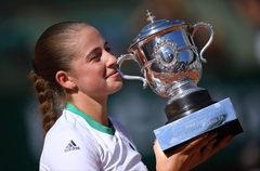 Ostapenko neiegūst prestižo «Laureus» balvu, kuru saņem golferis Garsija