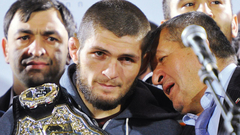 Глава UFC сообщил, что Нурмагомедов точно сохранит чемпионский пояс