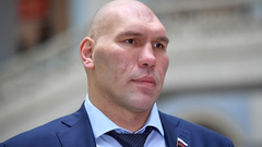 Валуев ответил игроку "Крыльев Советов", который раскритиковал российские власти