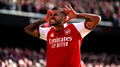 "Arsenal" astoņu minūšu laikā atspēlējas un izrauj uzvaru savā laukumā