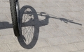 Pēc iebraukšanas upē miris velosipēdists