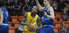 «Ventspils» basketbolists Jangs pieķerts automašīnas vadīšanā alkohola reibumā