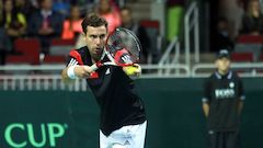 Gulbis Sanktpēterburgā uzvar ranga 949. numuru