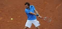 Gulbis Madridē uzvar poli Janoviču