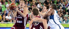 Latvijas basketbola izlase «saplosa» Slovākiju