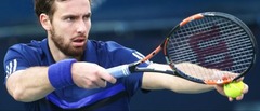 Gulbis ar spēli pret Manarino turpina Indianvelsas turnīru