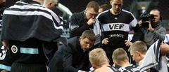 «VEF Rīga» uzvar «Bisons», saglabājot cerības uz izslēgšanas turnīru