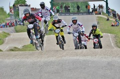 Latvijas BMX čempionāta otrajā posmā uzvar Veide