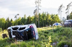 Noskaidrotas rallija laikā Igaunijā bojā gājušo personības