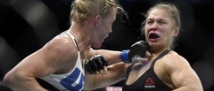 UFC karaliene kritusi: Holmsa nokautē Rouziju