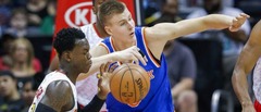 Porziņģa «Knicks» nenotur 15 punktu pārsvaru un kapitulē «Hawks»