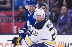 Girgensona «Sabres» piekāpjas NHL pastarītei «Maple Leafs»