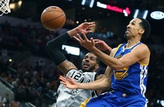 «Spurs» basketbolisti pieveic čempioni «Warriors»