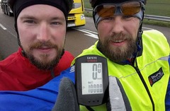 Ar velo Prāga - Parīze. 1000 km, N4 šoseja, spēcīgais pretvējš