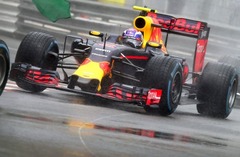 Red Bull pagarina līgumu ar Renault par dzinēju piegādi