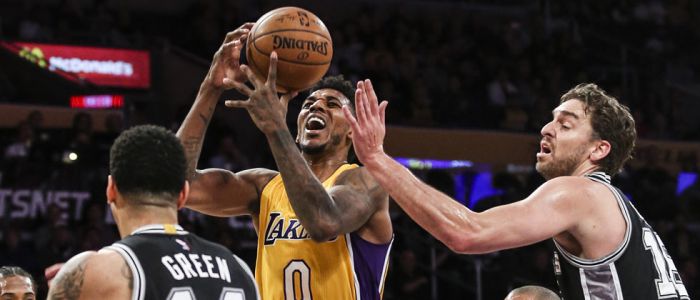 Bertānam trīs punkti «Spurs» izcīnītā uzvarā pār «Lakers»