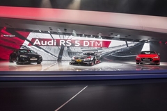 Ženēvas auto izstādē debitējis «Audi RS 5 DTM»